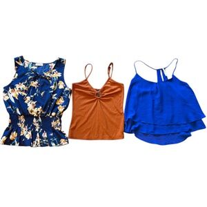 4 Blouse Bundle (Medium) Free Shipping!